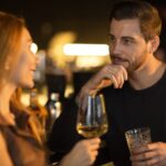 「友達」ではなく、「男性」として意識させるには『恋愛話』を入れる